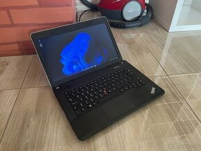 15"/Lenovo/Notebook/i5-4200/8GB RAM/256GB SSD/2x Grafika - 1