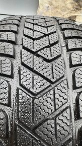 Predám zimné pneumatiky Pirelli 225/55 r17