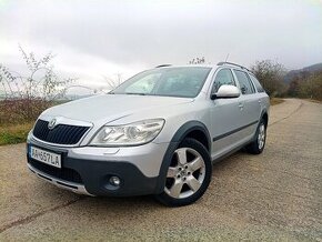 ŠKODA OCTAVIA COMBI II SCOUT 2.0 TDI XENON NAVI MODEL 2011