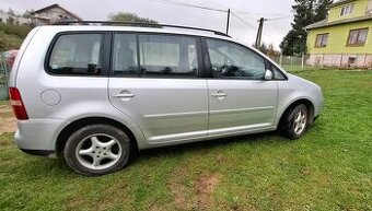 Predam volkswagen touran 1.9 tdi