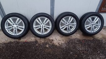 Sada elektrónov 5x114,3 Toyota s pneu Bridgestone 215/60 R17