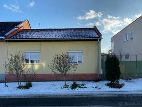 Rodinný dom v Lučenci vo vyhľadávanej lokalite pri parku - 1
