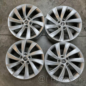 Originál ŠKODA SUPERB disky 5x112 R18 ET44 - 1