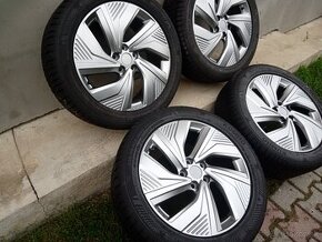 Hyundai Tucson,Kia Sportage 19"235/50R19, snímače,zimná sada