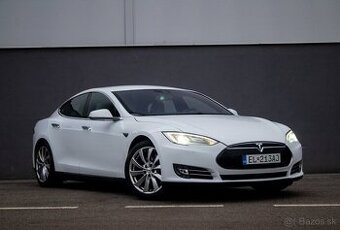 Tesla Model S 85D