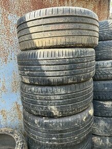 235/40 r19 Continental