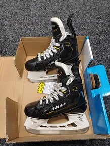 Bauer Supreme M5 Pro S22 Junior