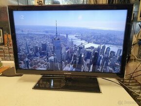 32"  LED  TV  s  DVBT