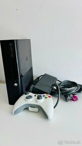 Xbox 360 Slim - 1