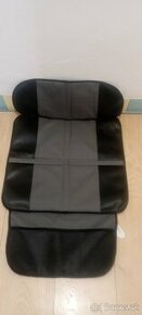 ISO Safety child car seat. + Car seat protection cover.