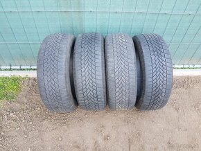 Predám 4x zimné pneumatiky Bridgestone Blizzak LM005  205/55