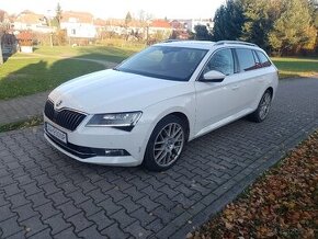 Predám 4x4 Škoda Superb 3 combi ročník 2016 DSG