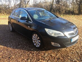 Opel Astra J