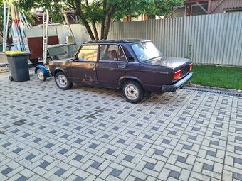 Lada 2105