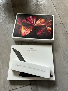 IPAD PRO 11” 128GB + magic keyboard, pencil, case