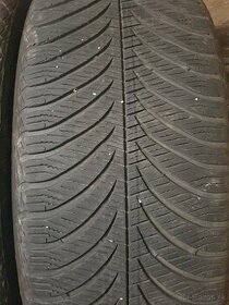 Goodyear Vector 4 season 245 45 R18 Celoročné 2 kusy - 1