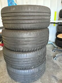 225/45 r17