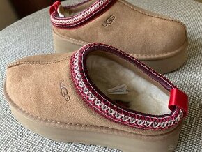 UGG tazz platform na vel 36. Nové