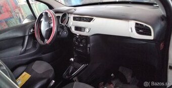 CITROEN C3 1.4 2011 predám AIRBAGY, DVERE, RIADENIE, PREVODO