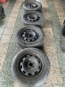 Predam letne pneumatiky 195/65r15 CONTINENTAL na Diskoch