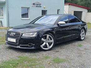 Audi S8 quattro 382 kW r.v. 6/2015 8° automat