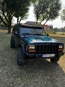 Jeep Cherokee XJ - 1