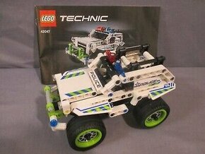 Lego Technik 42047 Policajné zásahové vozidlo - 1