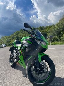 Kawasaki Ninja 650 KRT edition