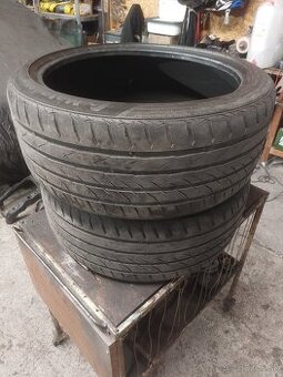 Predám 2x 225/40R18 letné Matador Hectorra 3