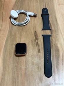 Predám Apple Watch SE 2020 40mm známky opotrebovania