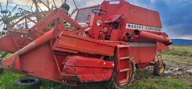 Obilny  kombajn  massey  ferguson  206