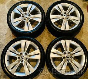 Škoda R18 7Jx18 H2 5x112 Originál Mytikas 225/40 R18