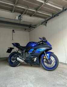 Yamaha r7 - 1