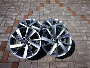 Volkswagen,Škoda,Seat - 5x112 r17