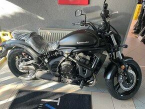 Kawasaki Vulcan S Mettalic Flat Spark Black, AKCIA - 1