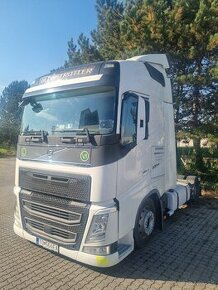 Volvo FH - 1