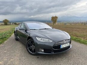 Tesla Model S 85 CSS Upgrade 2015