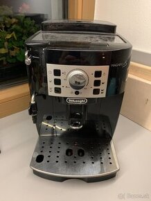 Predám kávovar Delonghi ECAM 22.112 B MAGNIFICA S