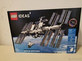 LEGO® Ideas 21321 Medzinárodná vesmírna stanica - 1