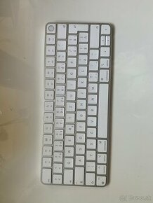 Predám Apple Magic Keyboard s Touch ID - 1