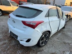 Rozpredám Hyundai i30 II benzín diesel automat manuál