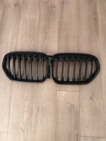 BMW X1 Ladvinky BMW X1 F48 grill