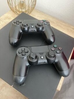 Predám Playstation 4 ps4 s 2x ovládač - 1