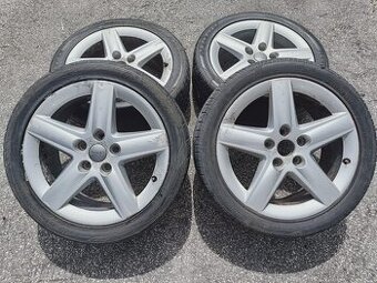 20.Audi A4 alu disky 225/45 R17