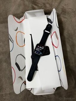 Apple Watch SE 44mm - 1