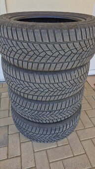 Goodyear Ultra Grip 225/55 R17 97H