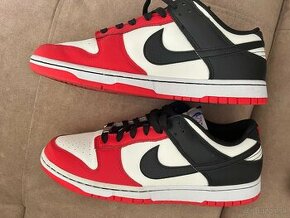 Nike Dunk Low EMB Chicago - 1