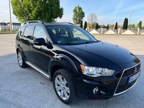 Mitsubishi Outlander 2.2 DI-D 4x4 7miest webasto navi xenon