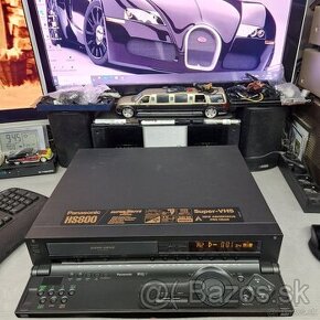 PANASONIC NV-HS800...S-VHS recorder...