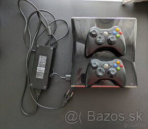 XBOX 360 s dvomi ovládačmi+9 HIER